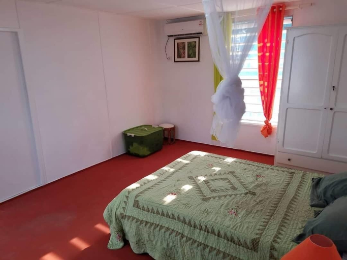 Bedroom 2, Nautica Service Villa Bleue, Komo-Mondah