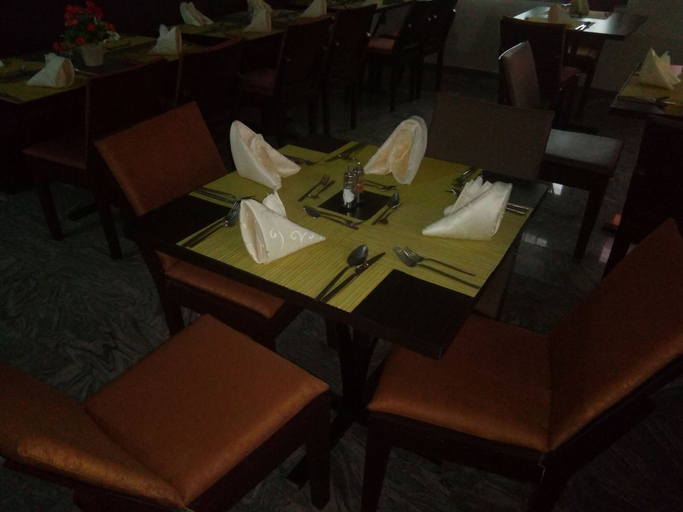 Food & Drinks 5, Orchid Suite & Apartment, AbujaMun