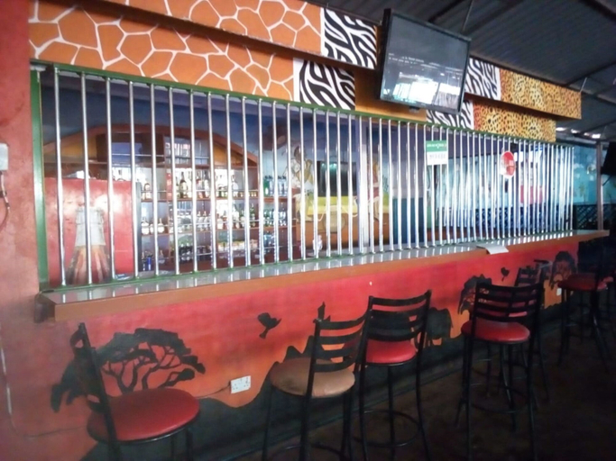Food & Drinks, Summit Guest House & Grill, Maragwa