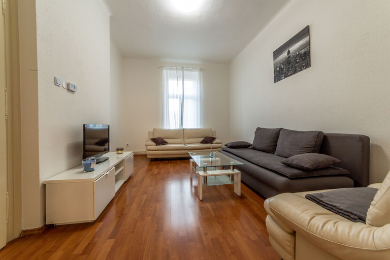 Others 5, Apartmany LETNA u SPARTY, Praha 6