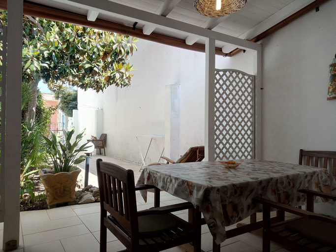 Others 5, Villa Mediterranea, Lecce