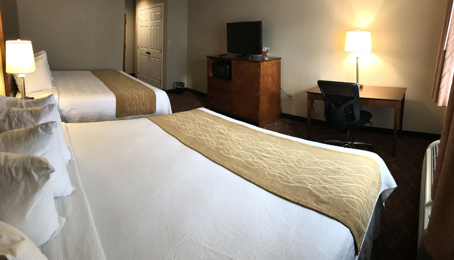 Bedroom 4, Greenfield Inn and Suites Elizabethtown, KY I65 Exit 94, Hardin