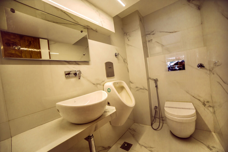 Bathroom 4, Hotel GK Palace, Bhopal