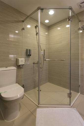 Bathroom 2, Leesing Hotel-Qixian, Kaohsiung
