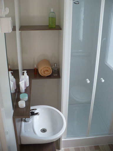 Bathroom 3, Victoria Mobilehome Camping Imperial, Vodice