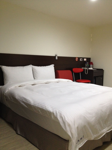 Bedroom 1, Big Bear Hotel, Kaohsiung