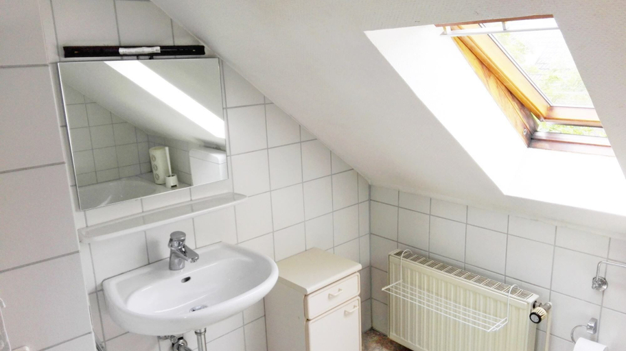 Bathroom 4, Gelder Dyck, Kleve
