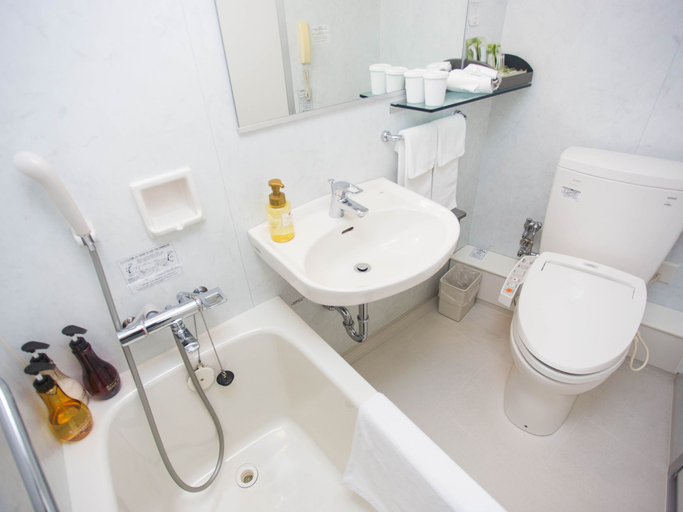Bathroom 4, Osaka Dai-ichi Hotel, Osaka
