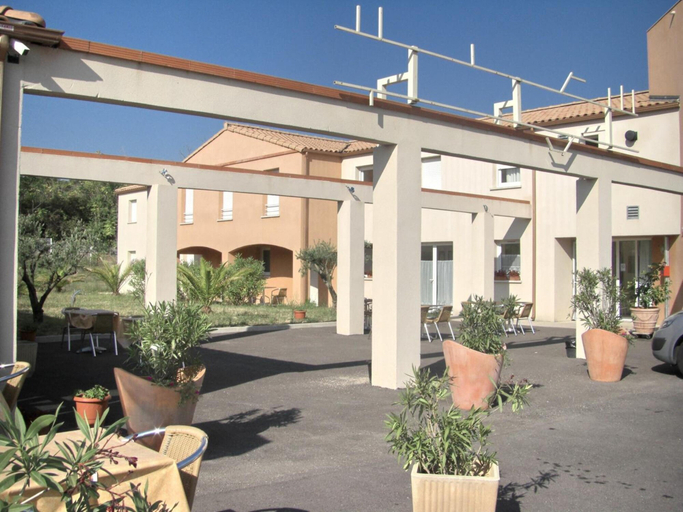Exterior & Views 2, Brit Hotel Clermont L'Herault, Hérault