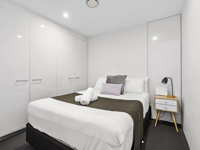 Bedroom 3, Circle on Cavill - Coastal Letting, Gold Coast