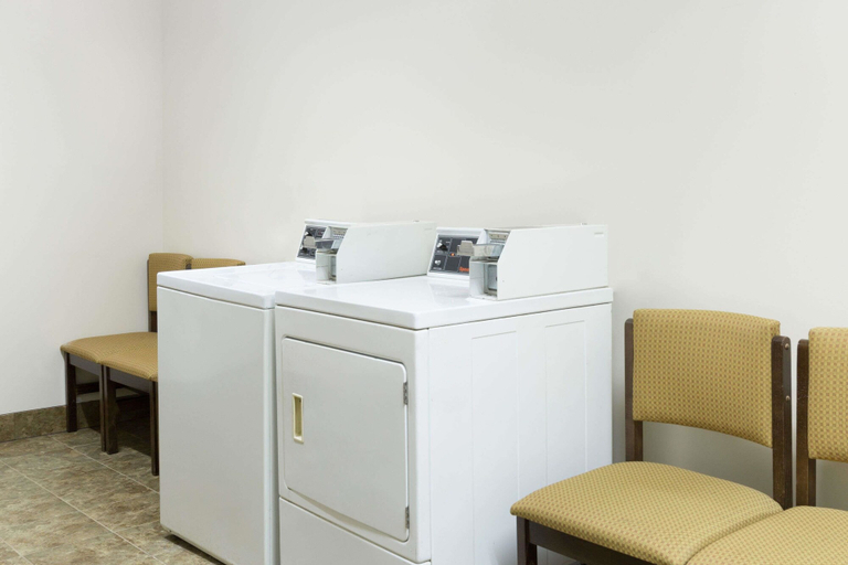Others 5, Days Inn by Wyndham Paxton, Keith