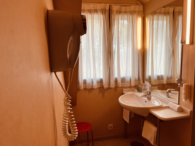 Bathroom 4, Hospedium Hotel Los Lanceros, Madrid