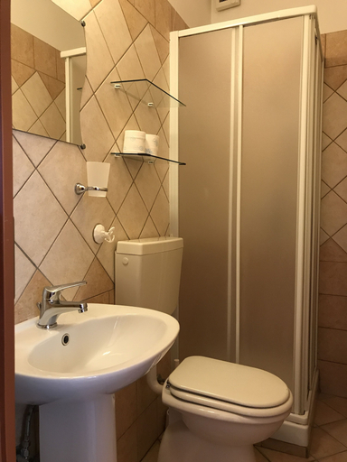 Bathroom 3, San Daniele Bundi House, Rome