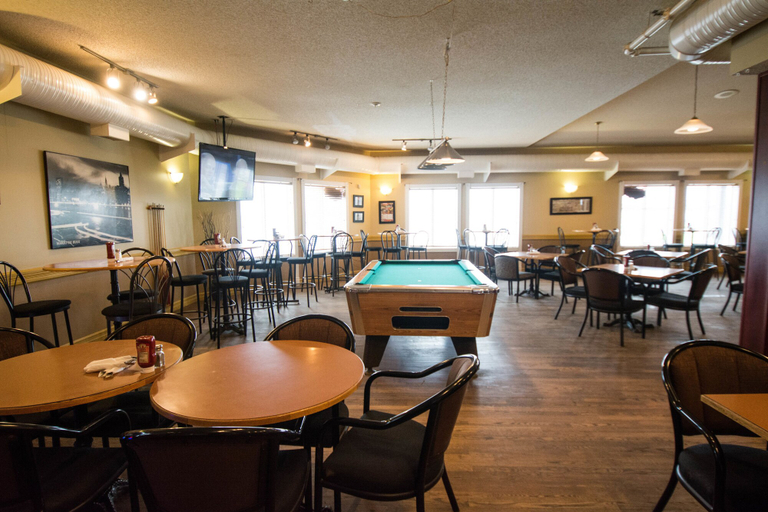 Food & Drinks 4, Nova Inn Acheson, Division No. 11