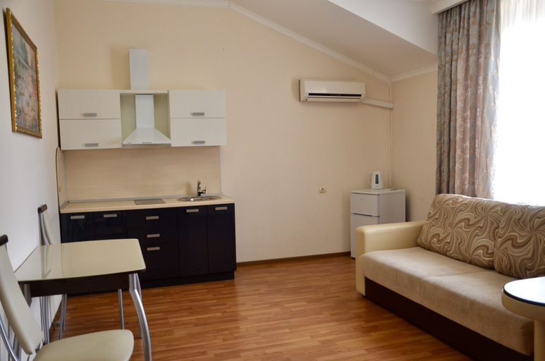 Others 5, SunHotel, Predgornyy rayon