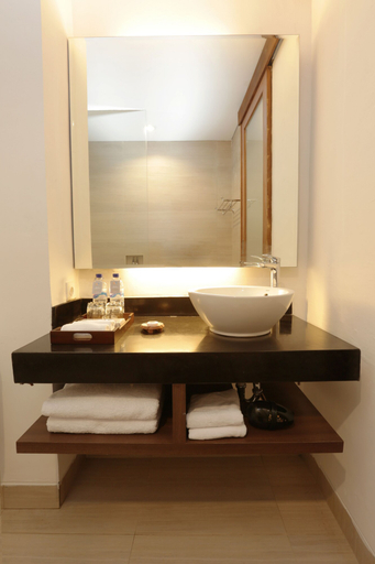 Bathroom 5, Sammada Hotel & Beach Club, Klungkung