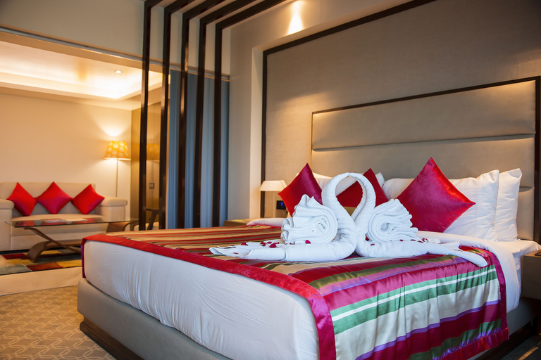Bedroom 2, Radisson Lucknow City Center, Lucknow