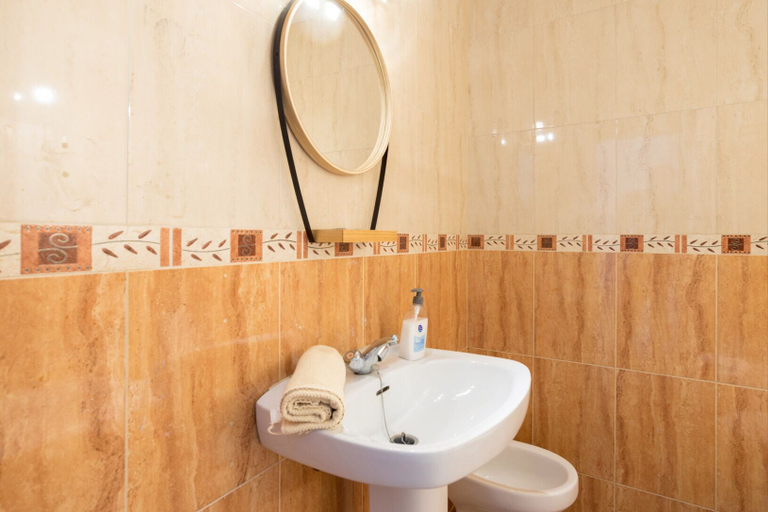 Bathroom, Merced10 2A, Málaga