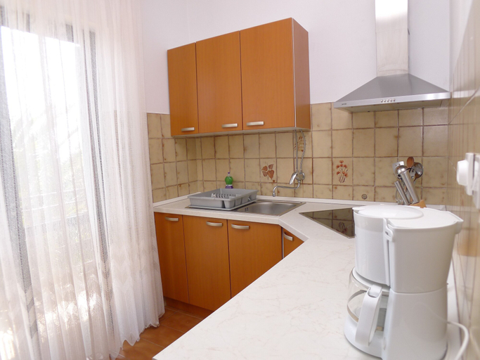 Others 3, 8 Person 3 Bed Apartment With Pool Near the Beach, Medulin