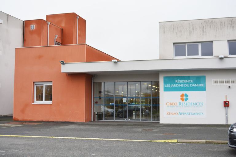 Exterior & Views 2, ZENAO YZEURE, Allier