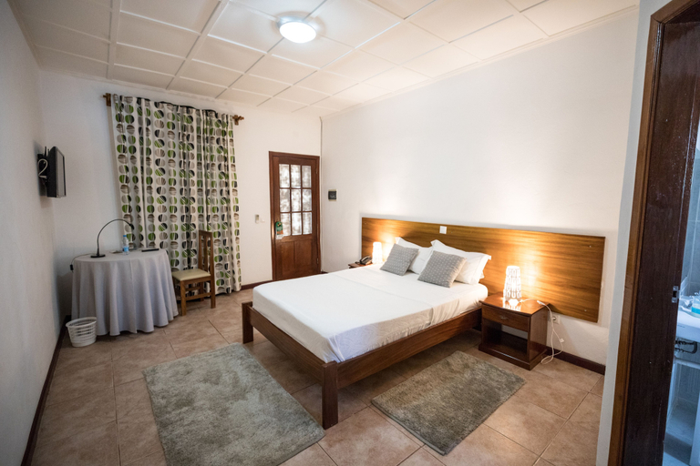 Bedroom 3, Praia Accommodation, Água Grande