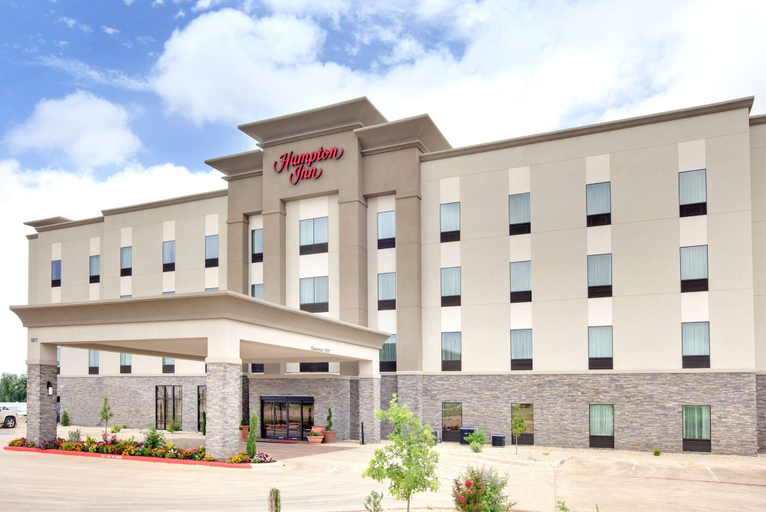 Exterior & Views 2, Hampton Inn Snyder TX, Scurry