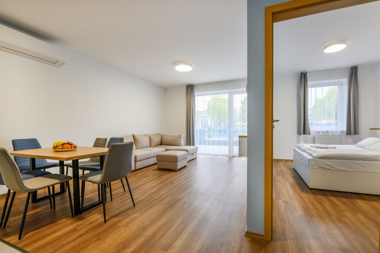 Bedroom 2, Berill Suites, Sárvár