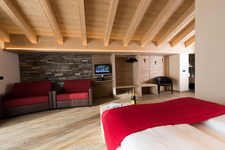 Bedroom 3, Hotel Francesin, Sondrio