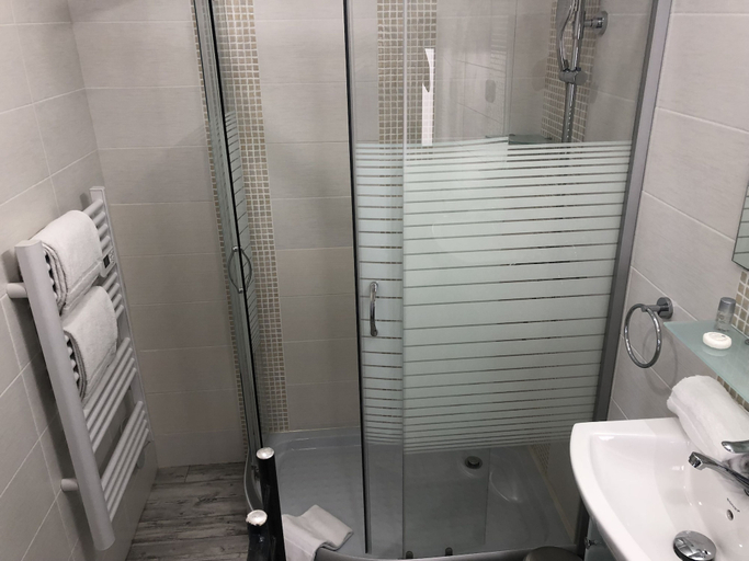 Bathroom 5, HOTEL LA CITADELLE, Alpes-Maritimes