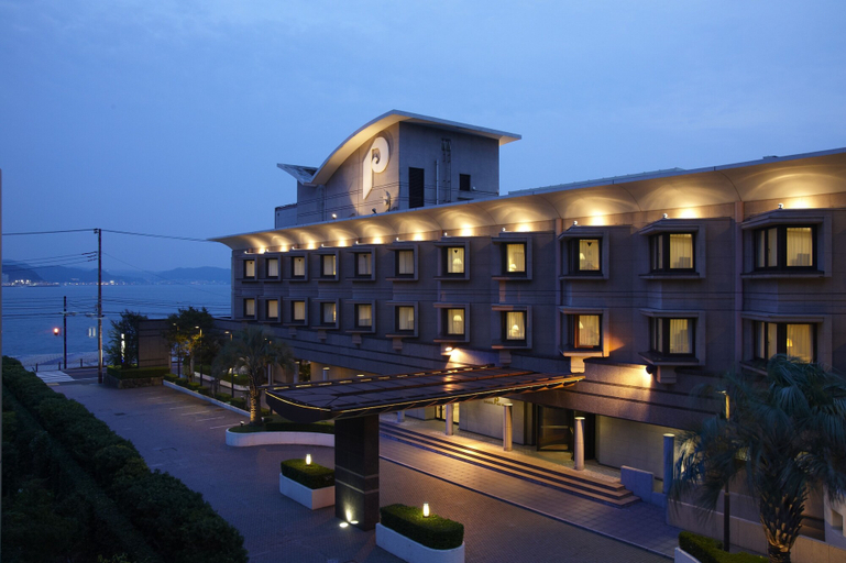 Exterior & Views 2, Kamakura Park Hotel, Kamakura