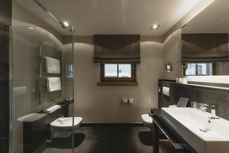 Bedroom 25