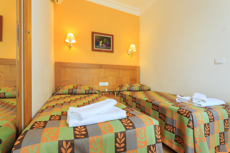 Bedroom 4, Orka World Hotel & Aquapark, Fethiye