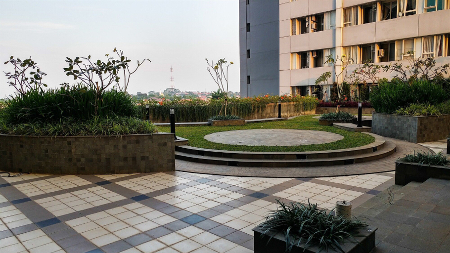Exterior & Views 2, Nifarro Park Apartment Near Kemang And Kalibata, Jakarta Selatan