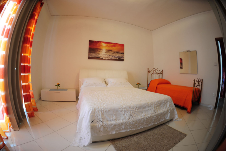 Bedroom 3, The Last Floor, Napoli