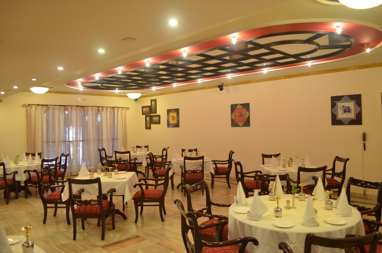 Food & Drinks 4, The Radha Ashok, Mathura