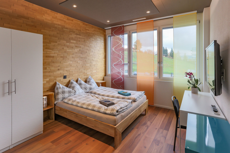 Bedroom 3, Andi's BnB, Zug