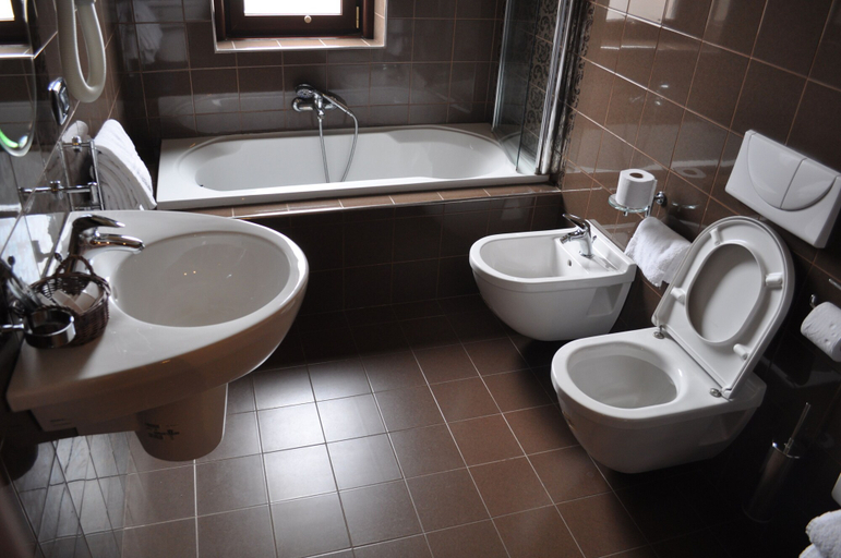 Bathroom 4, Aer Hotel Phelipe, Catanzaro