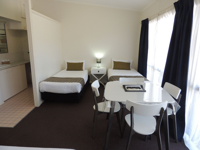 Bedroom 4, Comfort Inn Premier, Coffs Harbour - Pt A