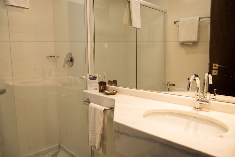 Bathroom 5, Class Hotel Rio Claro, Rio Claro