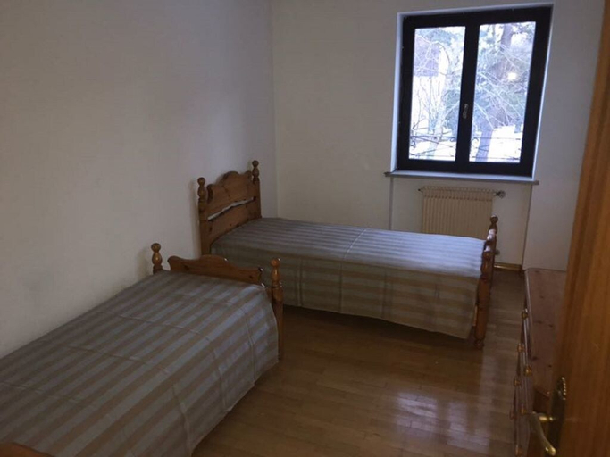 Room 2, Paganella Mirko' s House, Trento
