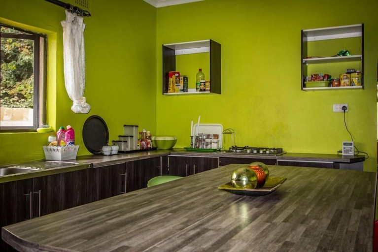 Food & Drinks, Sweet Holiday Homes, Hwange