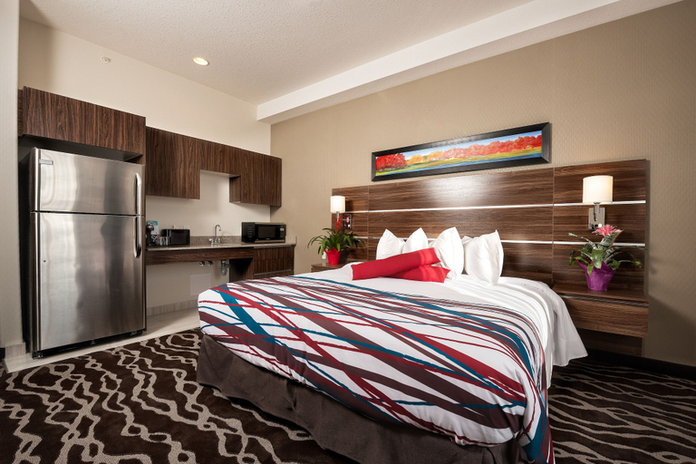 Bedroom 3, Encore Suites By Service Plus Inns, Division No. 19