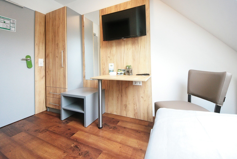 Bedroom 4, Hotel Birkensee, Region Hannover