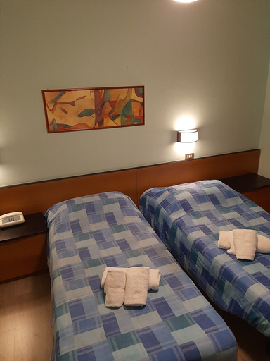 Bedroom 2, Hotel Niagara Rimini, Rimini
