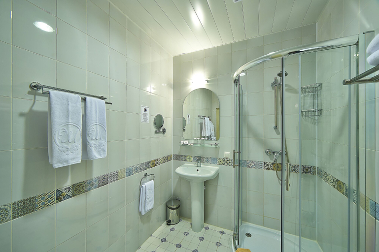 Bathroom 4, Park-Hotel Sheremetevsky, Northern