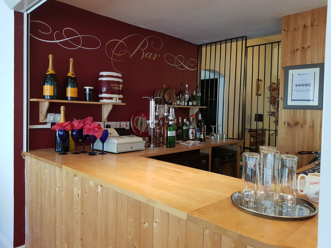 Food & Drinks 5, Hotel Hudson, Torbay