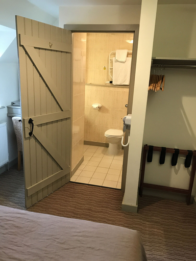 Bathroom 4, Deddington Arms, Oxfordshire