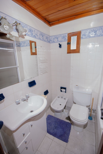 Bathroom 4, Las Gaviotas, Bariloche