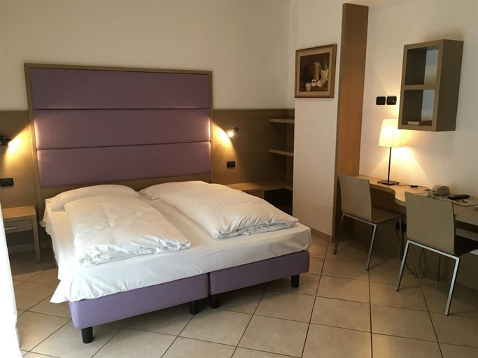 Bedroom 4, Hotel Villa Franca, Trento