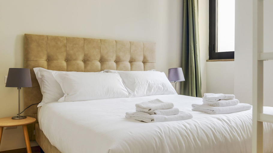Bedroom 3, Mono A, Milano